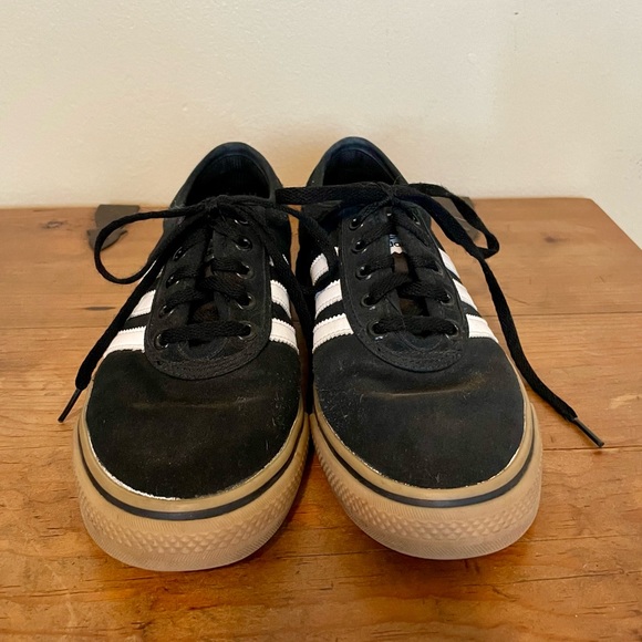 Adidas Suede Skate Shoes - Picture 2 of 8